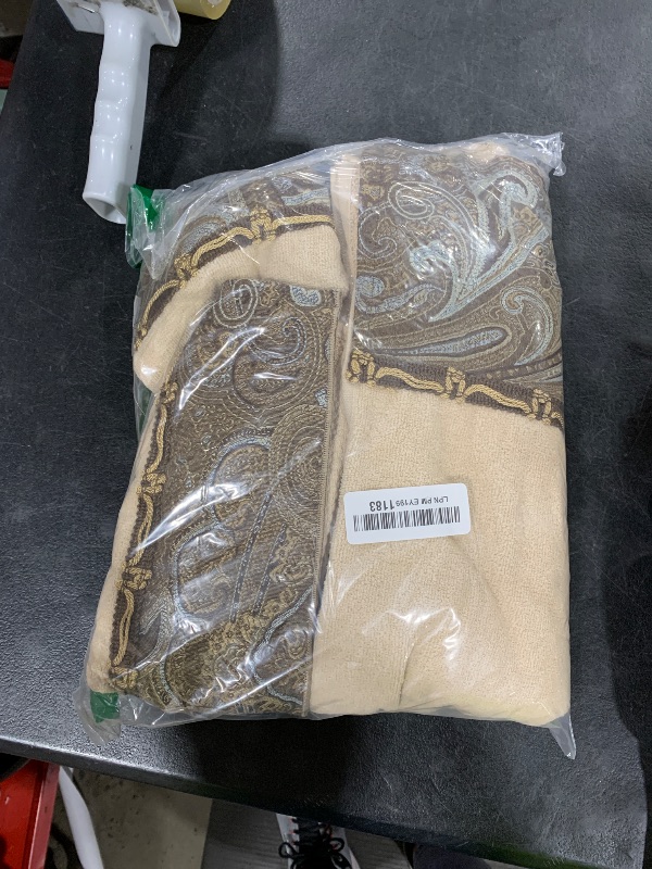 Photo 1 of Avanti Linens - 3pc Towel Set, Soft & Absorbent Cotton Towels (Bradford Collection, Linen)