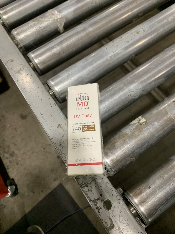 Photo 1 of EltaMD UV Daily Deep Tinted SPF 40 Face Sunscreen Moisturizer with Zinc Oxide, Tinted Daily Face Moisturizer with SPF, Sunscreen for Dry Skin,1.7 oz Pump
