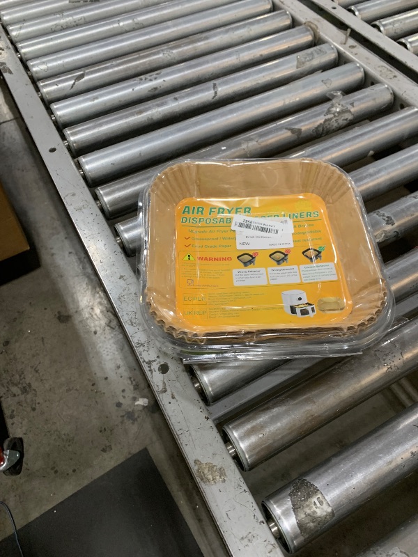 Photo 1 of 10 Inch Air Fryer Liners Disposable, 200Pcs Air Fryer Paper Liners, Oil-Proof & High-Temperature Resistant Parchment Baking Paper for Air Fryer, Microwave and Oven?Bottom Is 9 Inch?