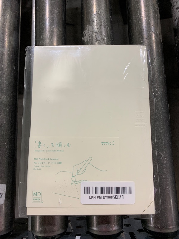 Photo 1 of DESIGNPHIL Midori 15313006 Notebook, MD Notebook, Journal, A5, 1 Page Per Day, Dot Square A