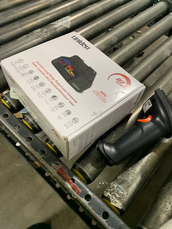 Photo 1 of Uniden R8W (New Model) Extreme Long Range Laser/Radar Detector, 360° Awareness, Directional Arrows, Wi-Fi, Bluetooth, GPS, Real-Time Voice Alerts, Red Light & Speed Camera Alerts, R/TACH App
