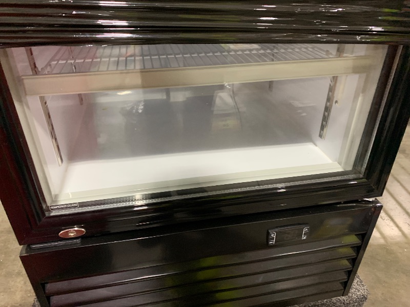 Photo 1 of Commercial Beverage Refrigerator, 24.5 Inch 15 Cu. Ft. Drink Fridge, Display Refrigerator with Glass Door, Commercial Display Fridge with 4 Adjustable Shelves, for Shops, Restaurants, Bars
