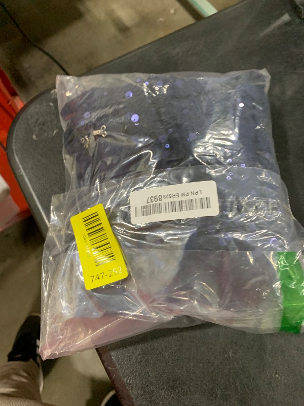 Photo 1 of XINDELL Windshield Cleaner Towel 