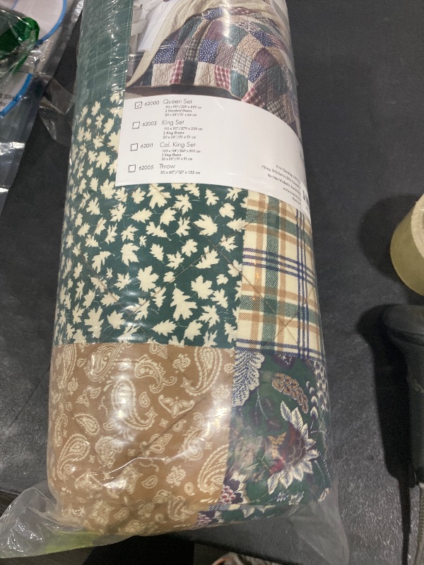 Photo 1 of Donna Sharp Rustic Paisley Pieced Patchwork Cotton Quilted Bedding Set - 3-Piece Queen Size Quilt Set - Includes 1 Quilt and 2 Pillow Shams - Machine Washable - Perfect for Rustic Decor