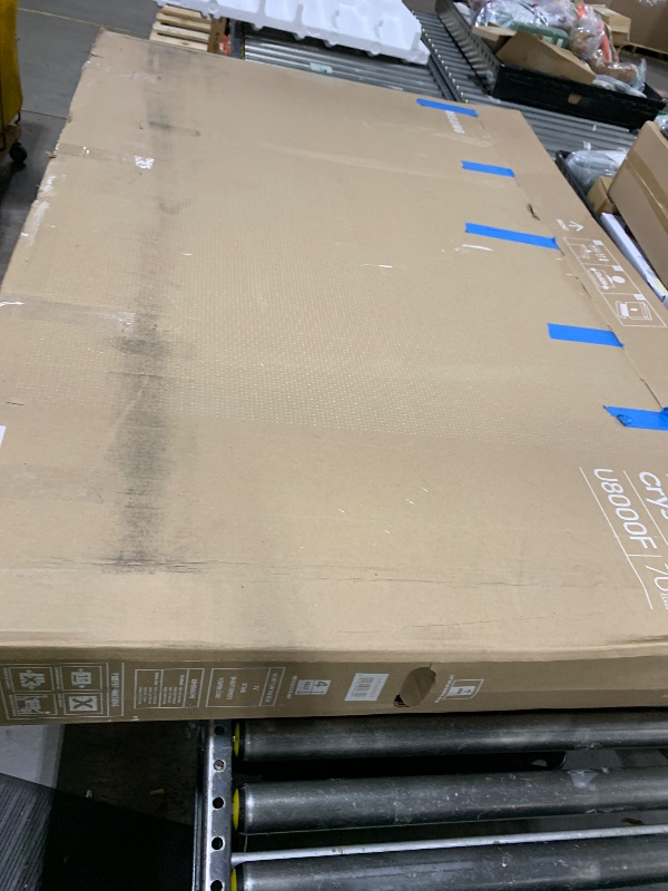 Photo 1 of Samsung 70-Inch Class Crystal UHD U8000F 4K Smart TV (2025 Model) Endless Free Content, Crystal Processor 4K, MetalStream Design, Knox Security, Alexa Built-in
parts only