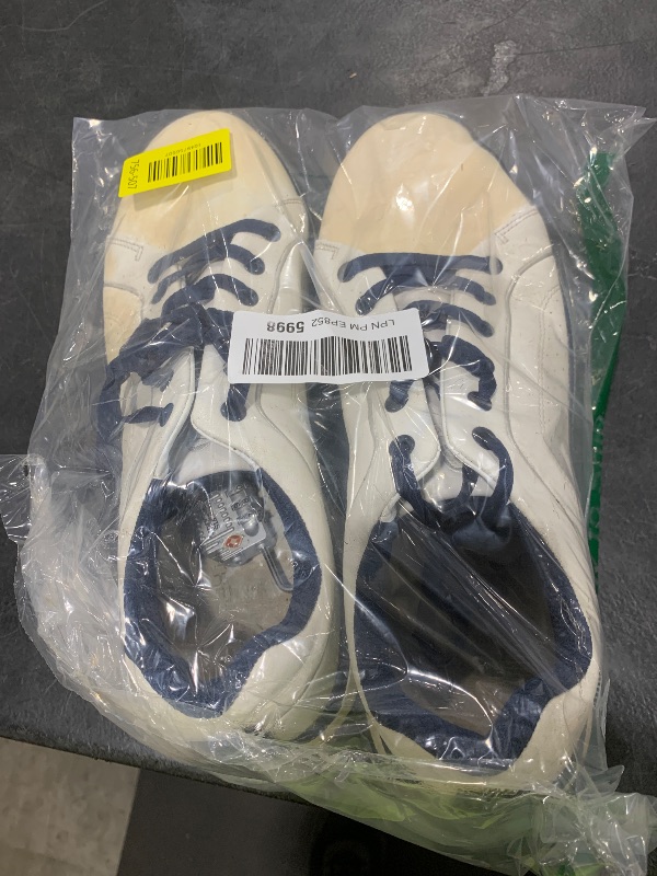 Photo 1 of Zakey Spikeless Golf Shoes Men Professional Golf Foowears Luxury Walking Footwears for Golfers Outdoor (13,WhiteBlue)