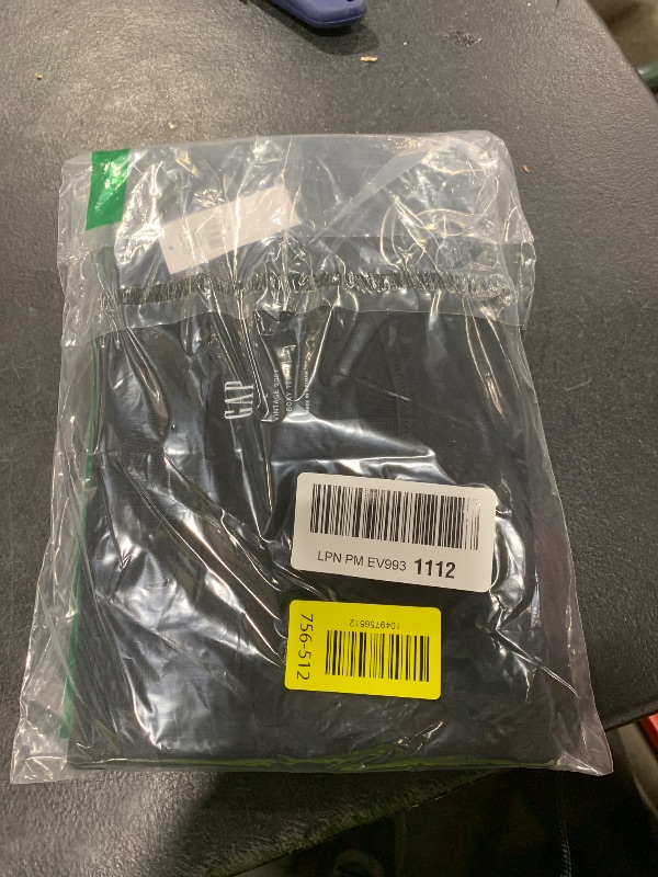 Photo 1 of GAP Mens Vintage Soft Boxy Tee Black L