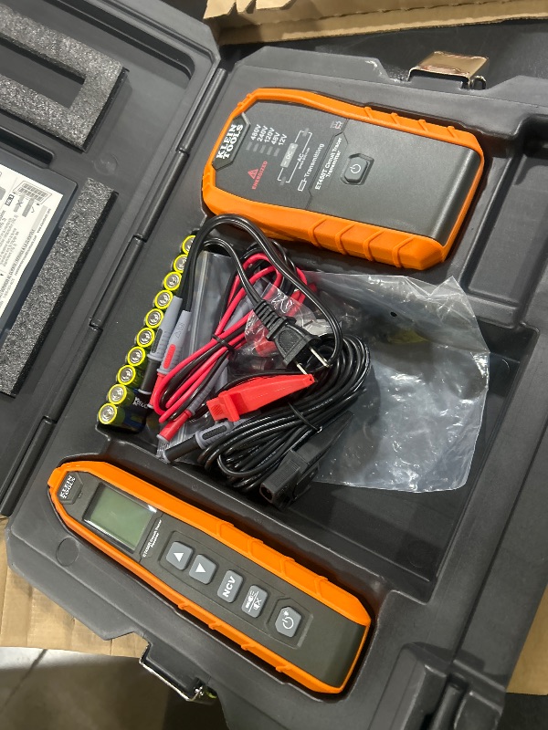 Photo 1 of Klein Tools ET450 Advanced Underground Circuit Breaker Finder and Wire Tracer Kit for Energized and Non-Energized Breakers, Fuses, and Wires