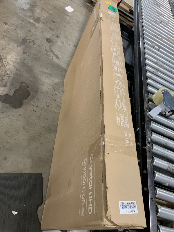 Photo 1 of SELLING FOR PARTS** Samsung 65-Inch Class 4K Crystal UHD DU8000 Series HDR Smart TV w/Object Tracking Sound Lite, Motion Xcelerator, Ultra Slim Design, Gaming Hub, Alexa Built-in (UN65DU8000, 2024 Model)