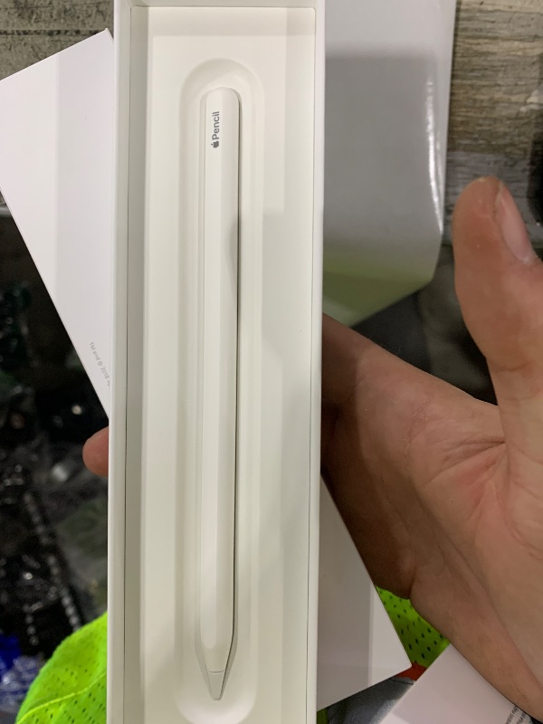 Photo 1 of Apple Pencil (2ND Generation) (MU8F2AM/A)
