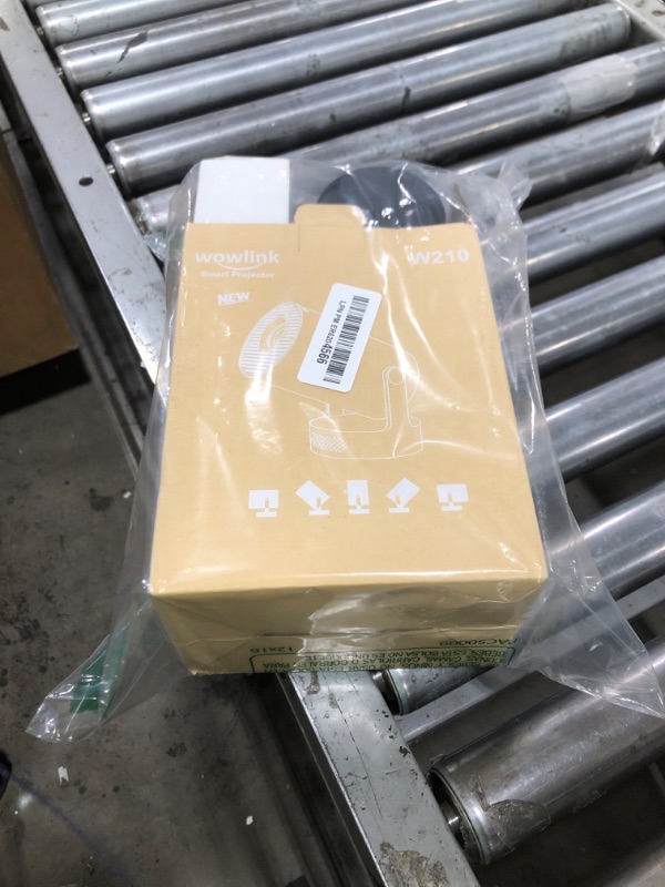 Photo 1 of [Built-in Apps & 2025 Upgraded] Mini Projector with WiFi 6 and Bluetooth 5.4 Support 4K 1080P Auto Keystone 180° Rotatable Projector Portable Compatibile with HDMI/TV Stick/Memory Stick/Laptop, White
