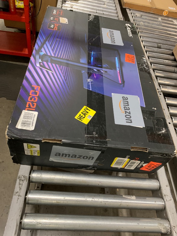 Photo 1 of (FOR PARTS) GIGABYTE - AORUS FO32U2 Pro - 32" QD OLED Gaming Monitor - UHD 3840x2160-240Hz - 0.03ms GTG - AMD FreeSync Premium Pro - Type C KVM - HDMI, DP, Type C - Height Adjustable - Black