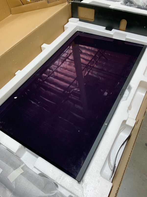 Photo 1 of (FOR PARTS) GIGABYTE - AORUS FO32U2 Pro - 32" QD OLED Gaming Monitor - UHD 3840x2160-240Hz - 0.03ms GTG - AMD FreeSync Premium Pro - Type C KVM - HDMI, DP, Type C - Height Adjustable - Black