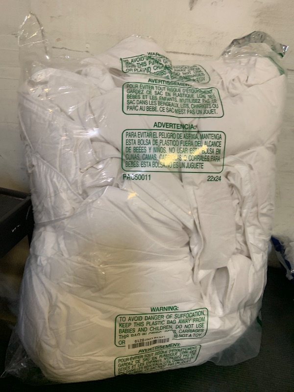 Photo 1 of Serta Goose Feather Down Fiber Cotton Comforter Queen Size - 100% Cotton Duvet Insert - Hotel Luxury Hypoallergenic Bedding Comforter All Season Medium Warmth 90 x 90 Inch White