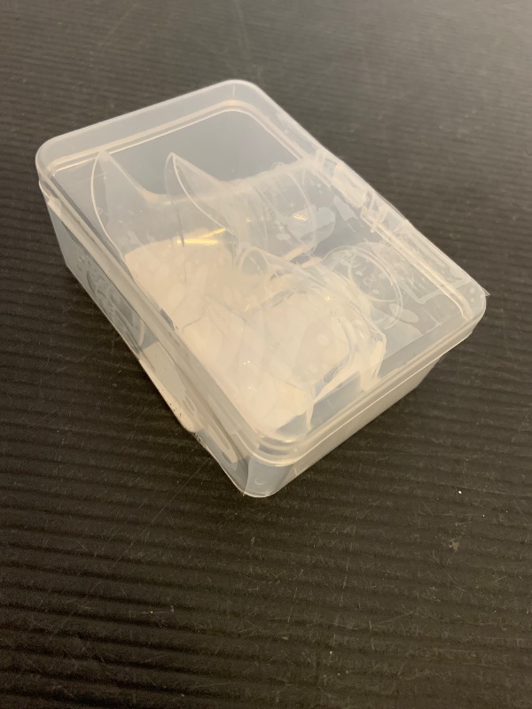 Photo 1 of Flange Inserts 21mm Compatible with Medela/Spectra/TSRETE/Elvie/Momcozy/Bellababy Breast Pump 24mm Shields/Flanges, Reduce 24mm Nipple Tunnel Down to 21 mm, 4PCSLPNPMER7933465
