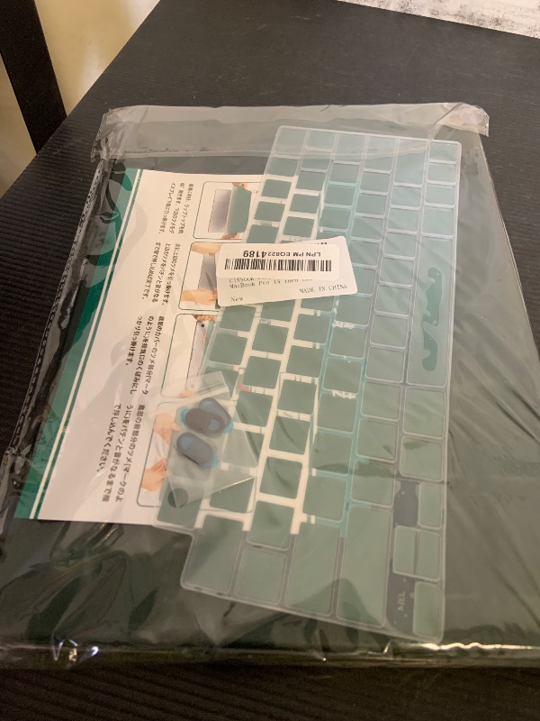 Photo 1 of CISSOOK Compatible with MacBook Pro 14 inch Case M4 M3 M2 M1 Chip 2025 2024, 2023 2022 2021 Release A3112 A3185 A3401/A2992 A2918 /A2779 /A2442, Plastic Hard Shell for Pro 14, Midnight Green