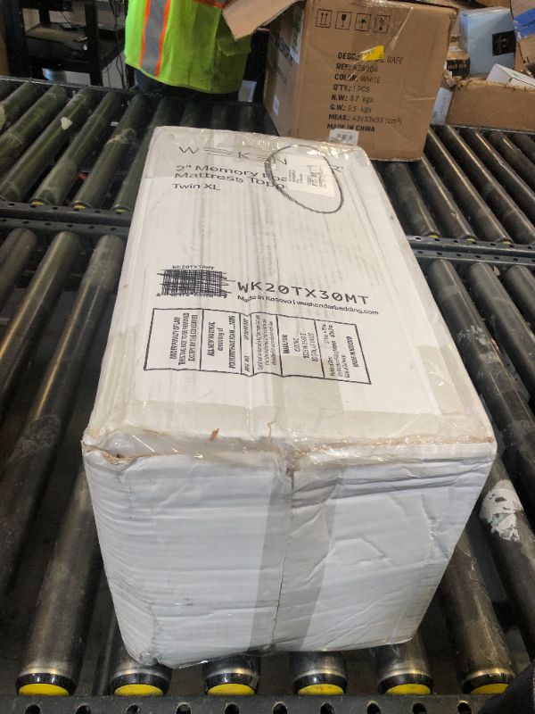 Photo 1 of MEMORY FOAM MATTRESS TOPPER