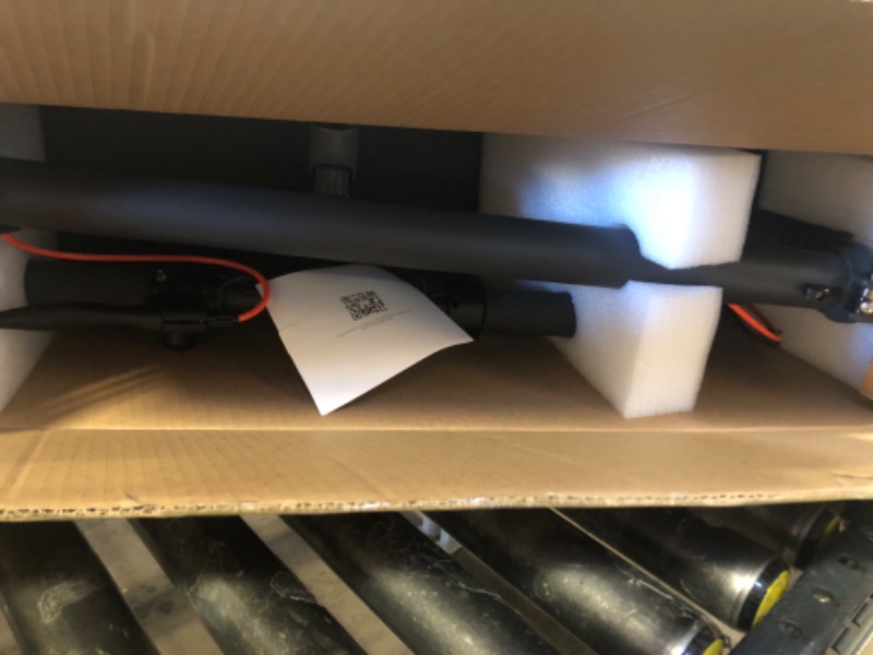 Photo 1 of INVANTI V22 PRO Electric Scooter for Adults, 10" Tires Max 40 KM Range 32 KM/H Speed, Peak 50W Motor Dual Braking System Cruise Control, Foldable E Scooter Commuter with APP