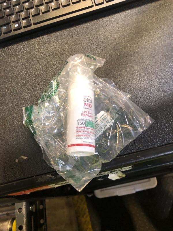 Photo 1 of EltaMD UV Skin Recovery Green Tint All Mineral, Redness Reduction, Sensitive Skin Face Sunscreen SPF 50