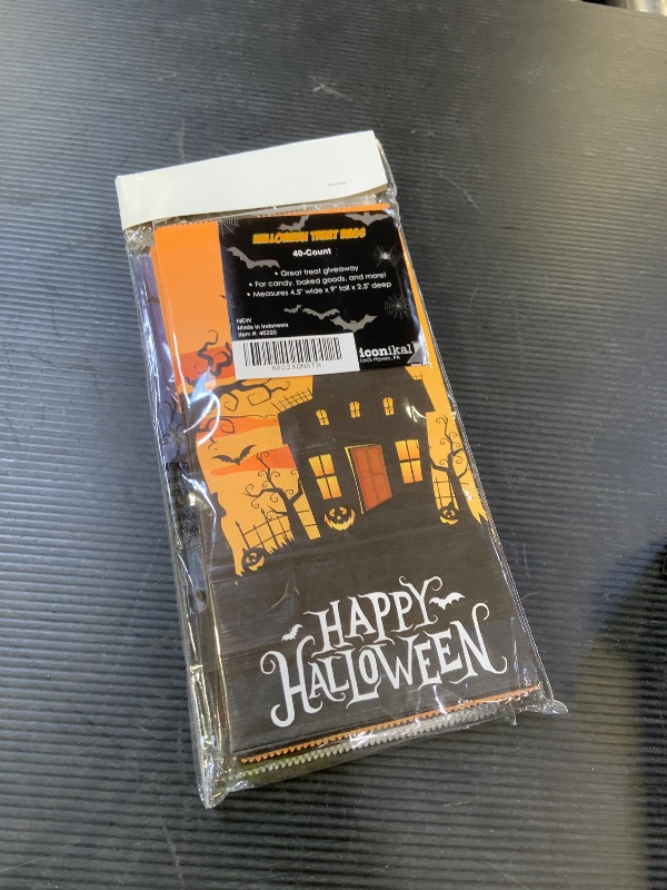 Photo 1 of Iconikal Halloween Treat Paper Bags, 40-Pack 2 Designs Trick or Treat Party Favor Goodie Snack Sacks Candy, Popcorn, Gifts, Cookies