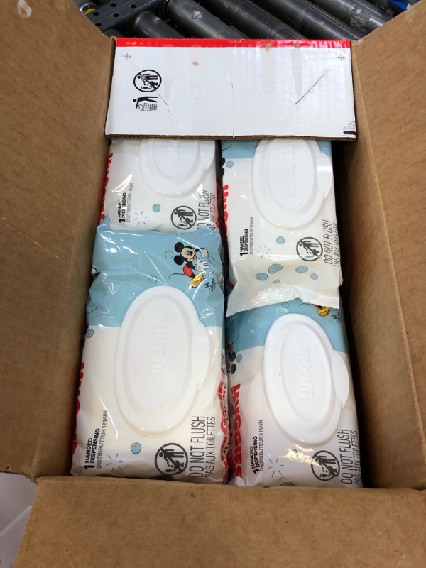 Photo 1 of Huggies Simply Clean Unscented Baby Diaper Wipes, 11 Flip-Top Packs (704 Wipes Total), Packaging May Vary