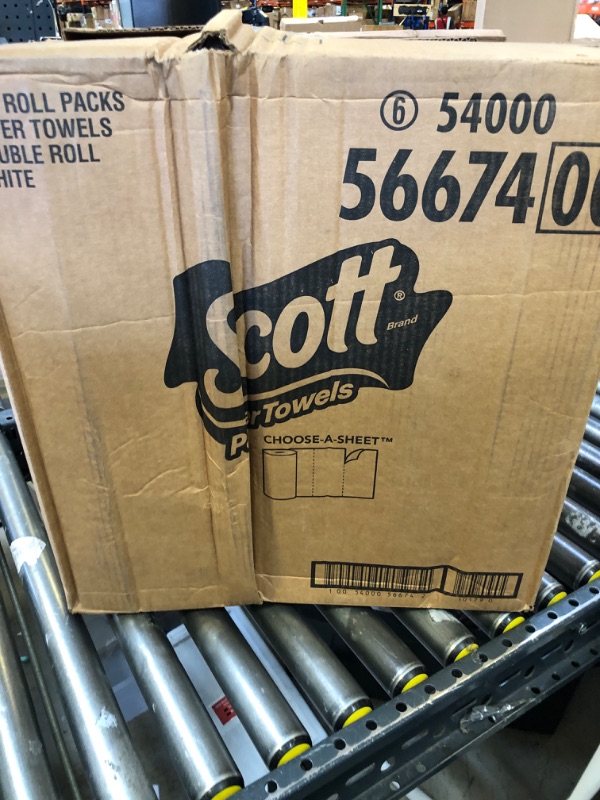 Photo 1 of Scott Paper Towels, Choose-A-Sheet, 30 Double Rolls = 60 Regular Rolls (108 Sheets Per Roll)