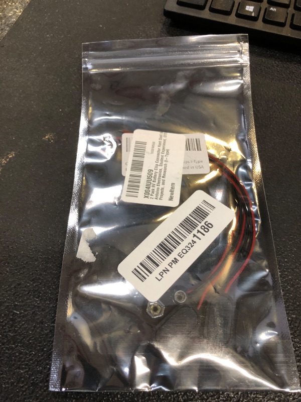 Photo 1 of 2 Pack 9V Battery Clip Connector Hard Shell for Arduino Electronics, Student Experiment, STEM Projects, and Research (I-Type)