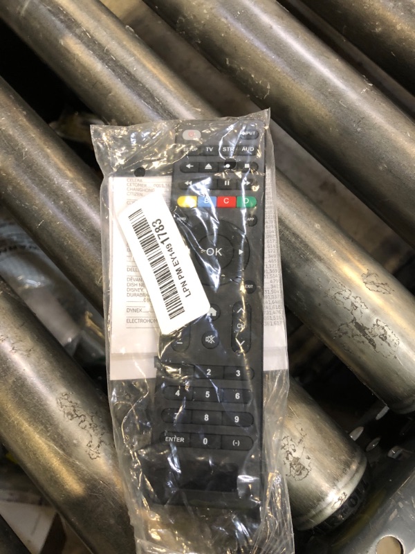 Photo 1 of Universal-TV-Remote-Control Compatible with Samsung/LG/Vizio/Hisense/Sony/Philips/Onn/Sharp/RCA/Element/Westinghouse/Sanyo/Emerson TV and More Brand Smart TVs