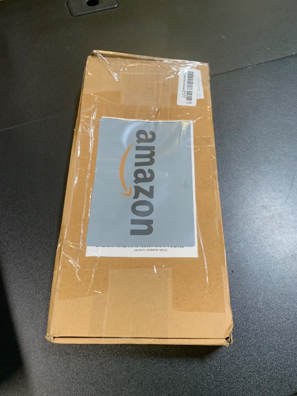 Photo 1 of 10 Pack Sublimation License Plate Blanks,Heat Thermal Transfer Sheet DIY Picture Sublimation Blank,Metal Aluminum Automotive License Plate Plates Tag for Custom Design Work - White