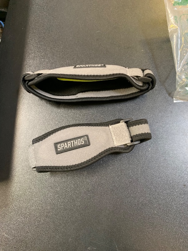 Photo 1 of Sparthos Elbrow Brace 2 Pack