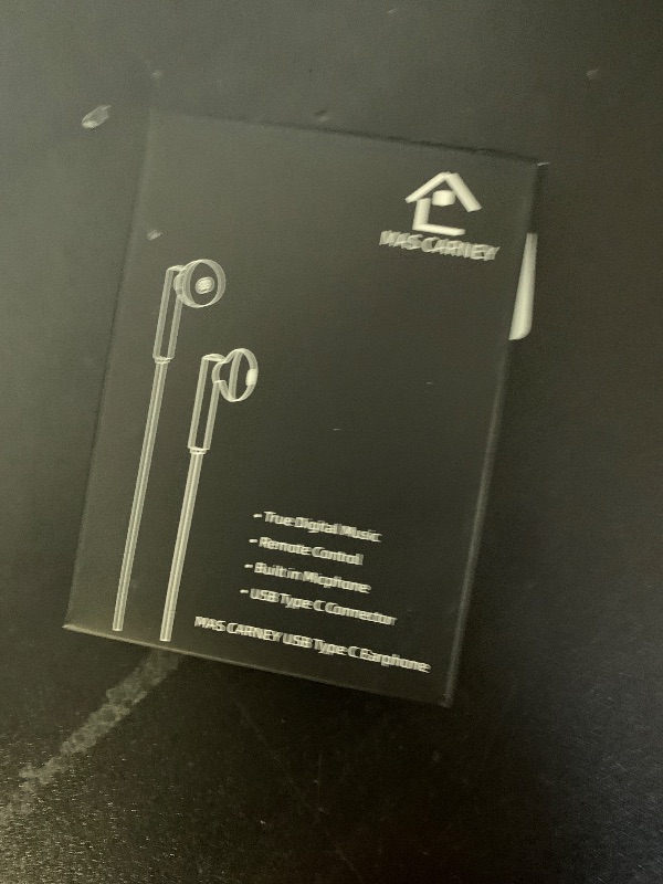 Photo 1 of MAS CARNEY USB C Earphones Wired TH9, Type C Headphone with Micphone,Typ-C Ear Bud Compatible with Apple iPhone 15 16 iPad, Samsung Galaxy S25 S24 A53,Google Pixel,Xiaomi Redmi,Huawei Honor,Oppo,Vivo