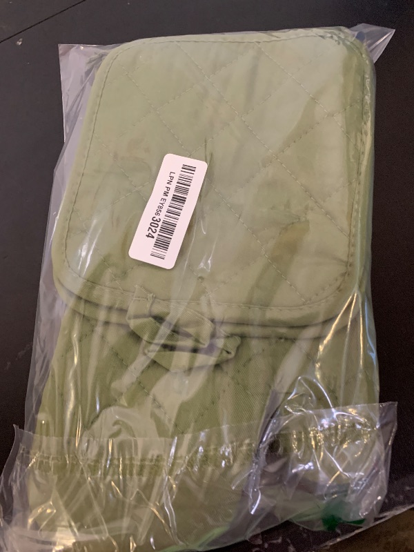 Photo 1 of Oven Mitts and Pot Holders 4 pcs Set,High Heat Resistant 500 Degree Extra Thicken Long Kitchen Cotton Oven Glove for Cooking (12 Inch,Green)