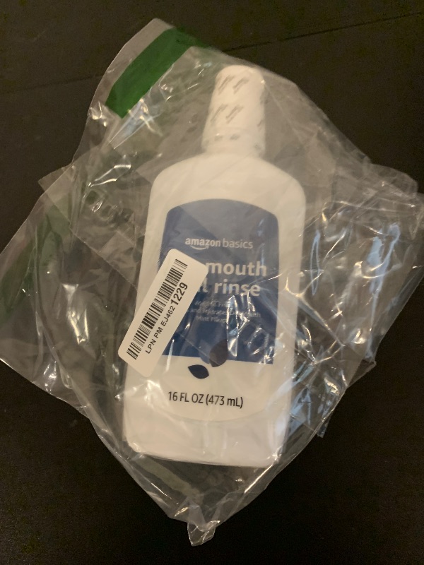 Photo 1 of Amazon Basics Dry Mouth Oral Rinse, Alcohol Free, Mint, 16 Fluid Ounces, 1-Pack (Previously Solimo)