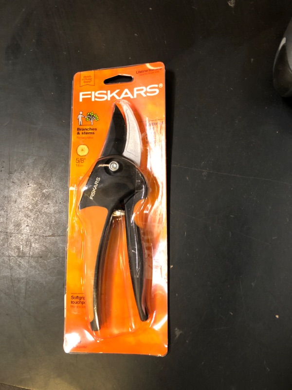 Photo 1 of Fiskars Bypass Pruning Shears, Branch Cutter with 5/8" Cut Capacity, Garden Shears with Sharp Steel Blade, Rust Resistant, Ergonomic Pruners with Comfort Handle and Safety Lock, Gardening Hand Tools