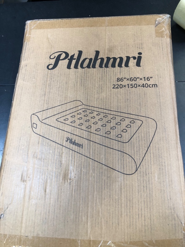Photo 1 of PTLAHMRI INFLATABLE MATTRESS QUEEN 86"X60"X16" 
220X150X40CM