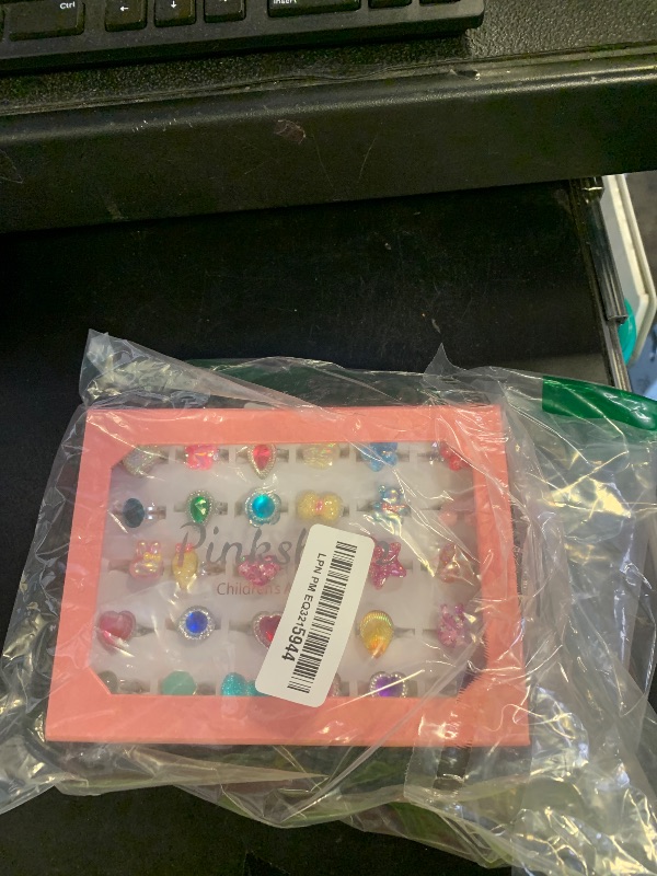 Photo 1 of 
30PCS CHILDREN RINGS 