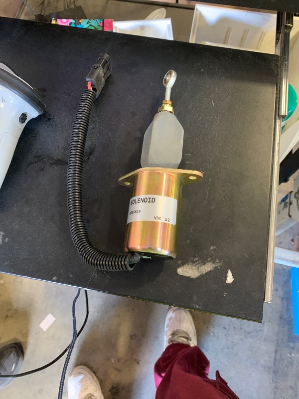 Photo 1 of CAR FUEL PUMP 
