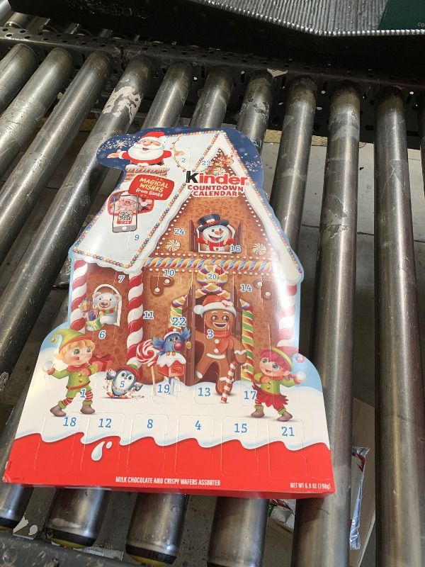 Photo 1 of EXP 04/20/2026 Kinder, Christmas Holiday Advent Calendar Mix, 6.9 Oz 
