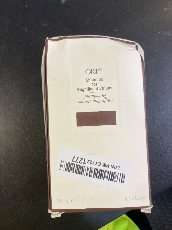 Photo 1 of Oribe Shampoo for Magnificent Volume,8.5 Fl Oz (Pack of 1)