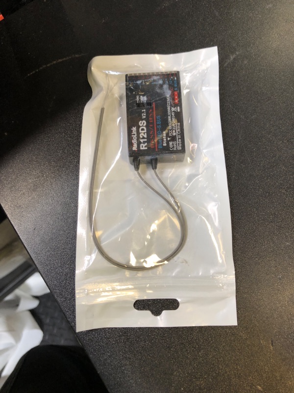Photo 1 of Radiolink R12DS 2.4GHz RC Receiver 12 Channels SBUS/PWM Long Range Control for Airplane, Aircraft Drone Jet RC Transmitter AT10II/AT10/AT9S Pro/AT9S/AT9