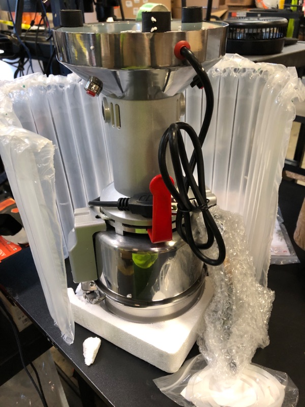 Photo 1 of Moongiantgo Grain Mill Grinder Electric 700g Commercial Spice Grinder 2500W Stainless Steel Pulverizer Dry Grinding Machine for Wheat Corn Rice Pepper Herbs Coffee Beans (700g Upright, 110V)