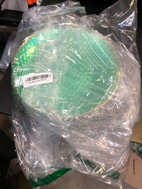 Photo 1 of Rubtlamp 100 Pcs Green And Gold Plastic Plates - 10 inch Clear Green Gold Dinner Plates - Hammer Pattern Design - Fancy Disposable Platos - Heavy-Duty Party Platos Ideal for Wedding
