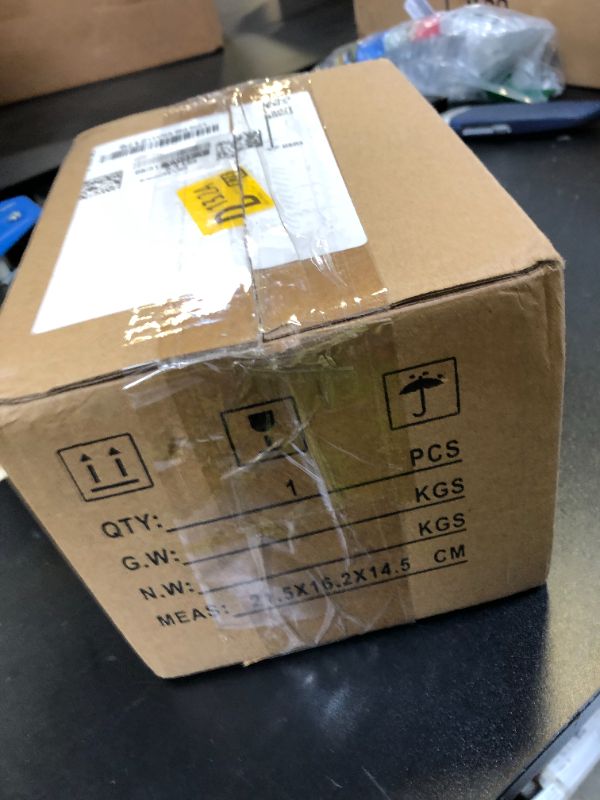 Photo 1 of Yinleader Step Up & Step Down Voltage Transformer Power Converter with US Power Cord,Convert 110V to 220V OR 220V to 110V w/US Power Cord,Circuit Breaker Protection use in Your Countries (500W)