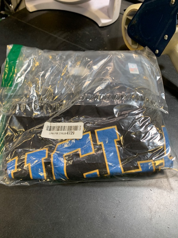 Photo 1 of UCLA T-SHIRT SIZE L 