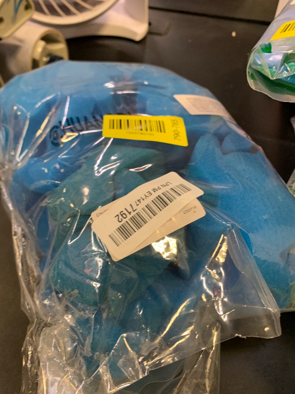 Photo 1 of Chuangdi 24 Pieces Hot Tub Sponge, Turtle Oil Scum Absorbing Absorber for Spa and Swimming Pool (Blue)