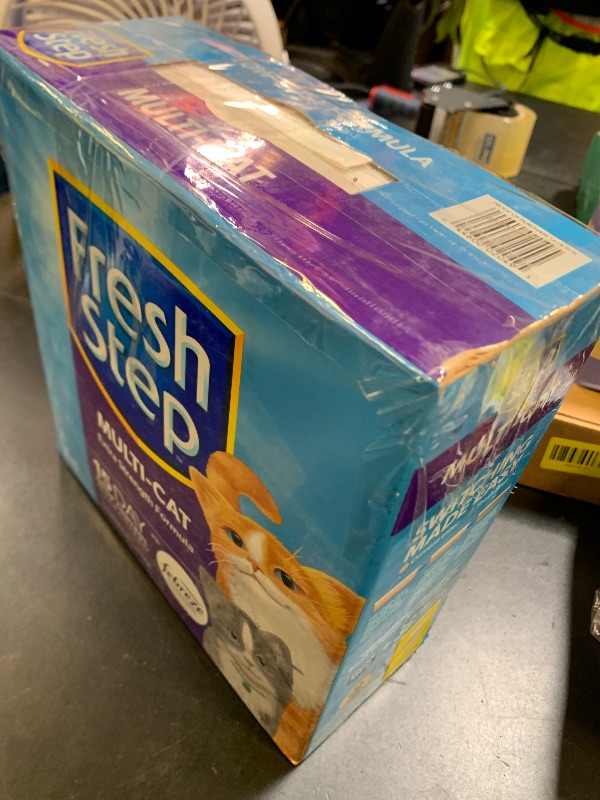 Photo 1 of Fresh Step Multi-Cat Extra Strength Scented Litter with the Power of Febreze, Clumping Cat Litter, 14 Pounds (Package May Vary)