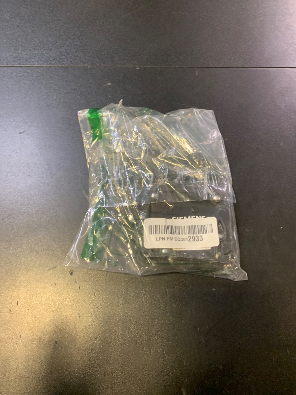 Photo 1 of Siemens Q120 20-Amp Single Pole Type QP Circuit Breaker