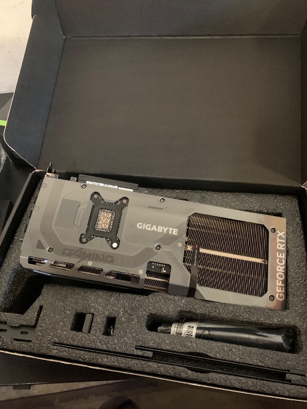 Photo 1 of GIGABYTE GeForce RTX 5080 Gaming OC 16G Graphics Card, WINDFORCE Cooling System, 16GB 256-bit GDDR7, GV-N5080GAMING OC-16GD Video Card