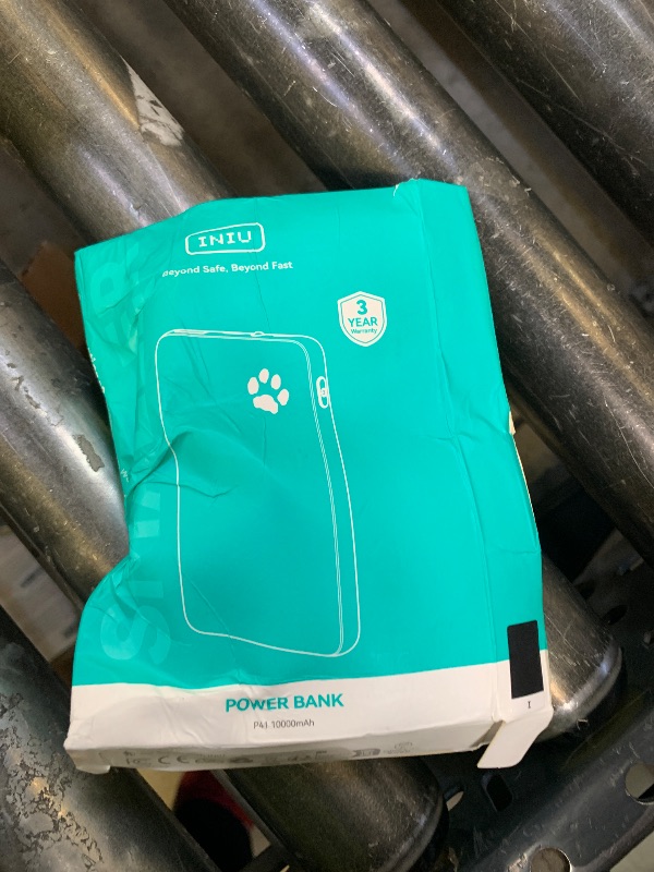 Photo 1 of INIU Portable Charger, Ultra Slim 10000mAh 45W PD Power Bank, USB C in&Out Fast Charging Battery Pack, Travel Essential Phone Powerbank Compatible with iPhone 17 16 15 Samsung S22 S21 Google iPad etc