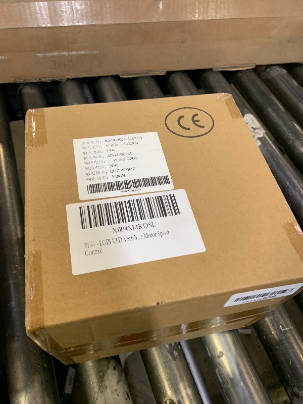 Photo 1 of LGIB 220V 3KW VFD, 4HP 14A Variable Frequency Drive, 1 or 3 Phase Input to 3 Phase 0-400HZ Output Control Inverter Converter for CNC Spindle Motor Speed Control